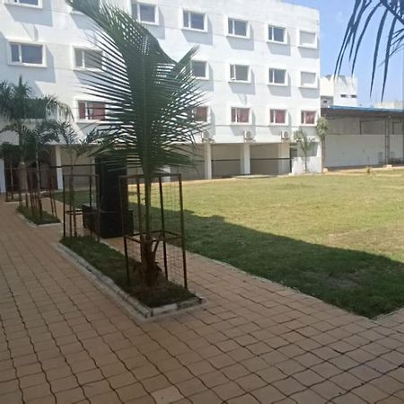 Hotel Shri Vardhan Ujjain Luaran gambar