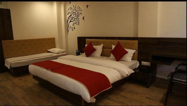 Hotel Shri Vardhan Ujjain Luaran gambar